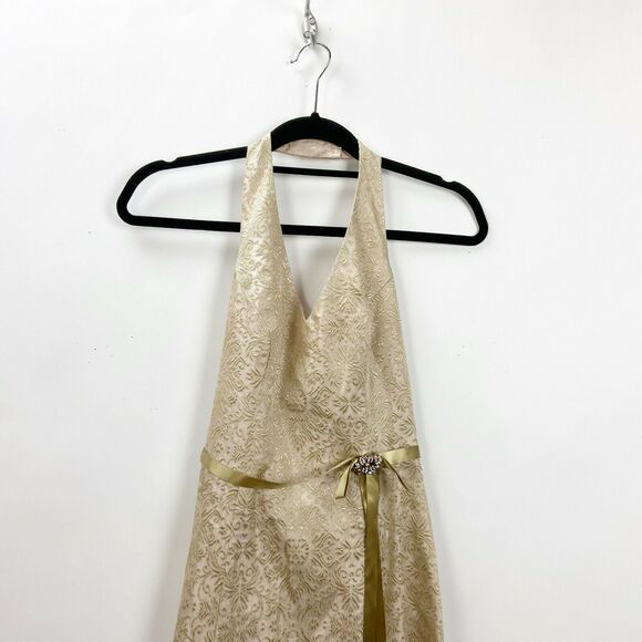 2/$30 David's Bridal 2 Womens Gold Baroque Halter Formal Bridesmaid Dress - Picture 3 of 8